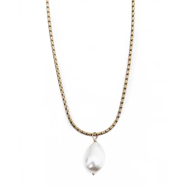 Pearl Pendant Necklace on Stainless Steel 18K Gold Plated Chain