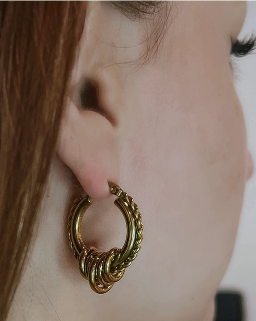 textured gold hoops