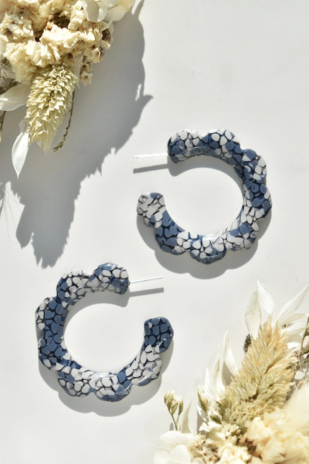 Serrata Petal Flora Hoops