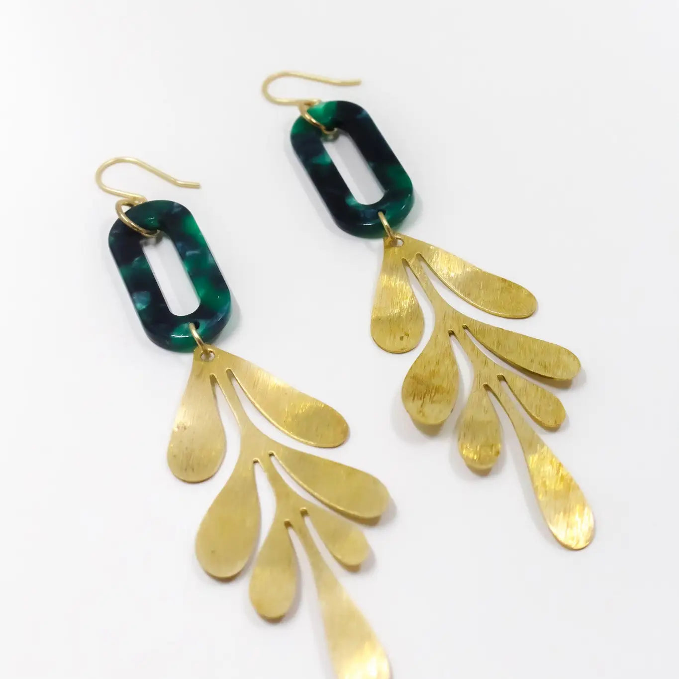 ethically made emerald green earrings with gold leaf
